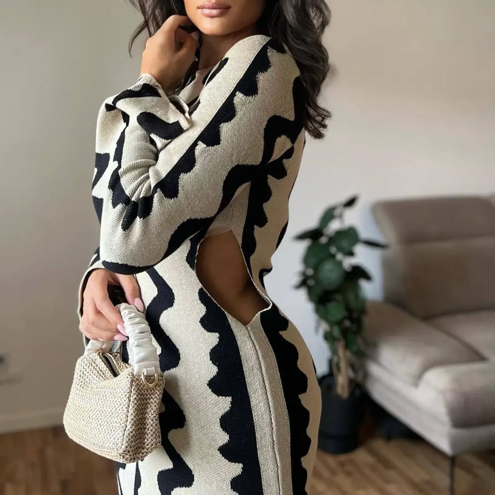 Women Autumn Fashion Round Neck Flare Sleeve Cut Out Color Blocking Slim Maxi Dress