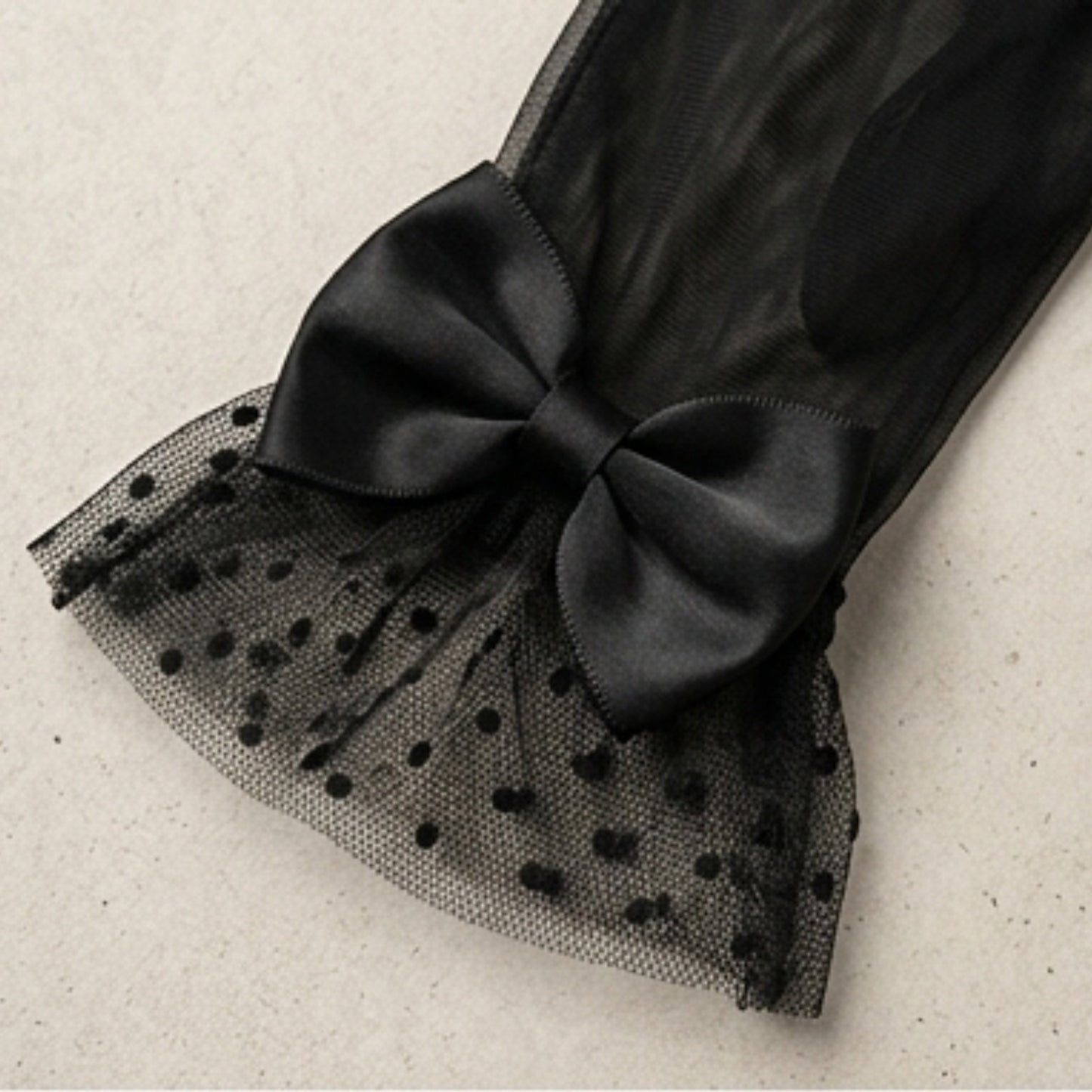 Noir Tulle Bow Evening Gloves
