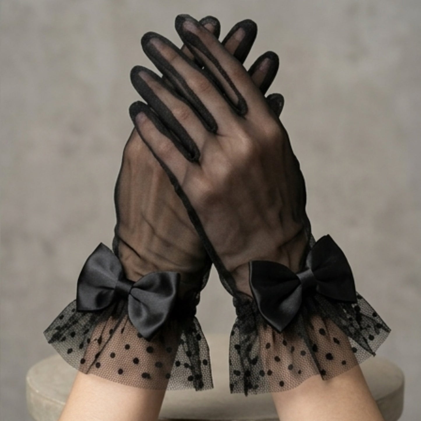 Noir Tulle Bow Evening Gloves