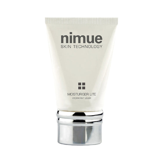 Resurface textural imperfections whilst boosting hydration and controlling oil flow, with this multifunctional day and night moisturiser designed to recalibrate oil-prone skin types. With a multi-fruit, lacto, and vitamin complex to nourish the skin, the result is increased hydration and a soft, supple appearance.